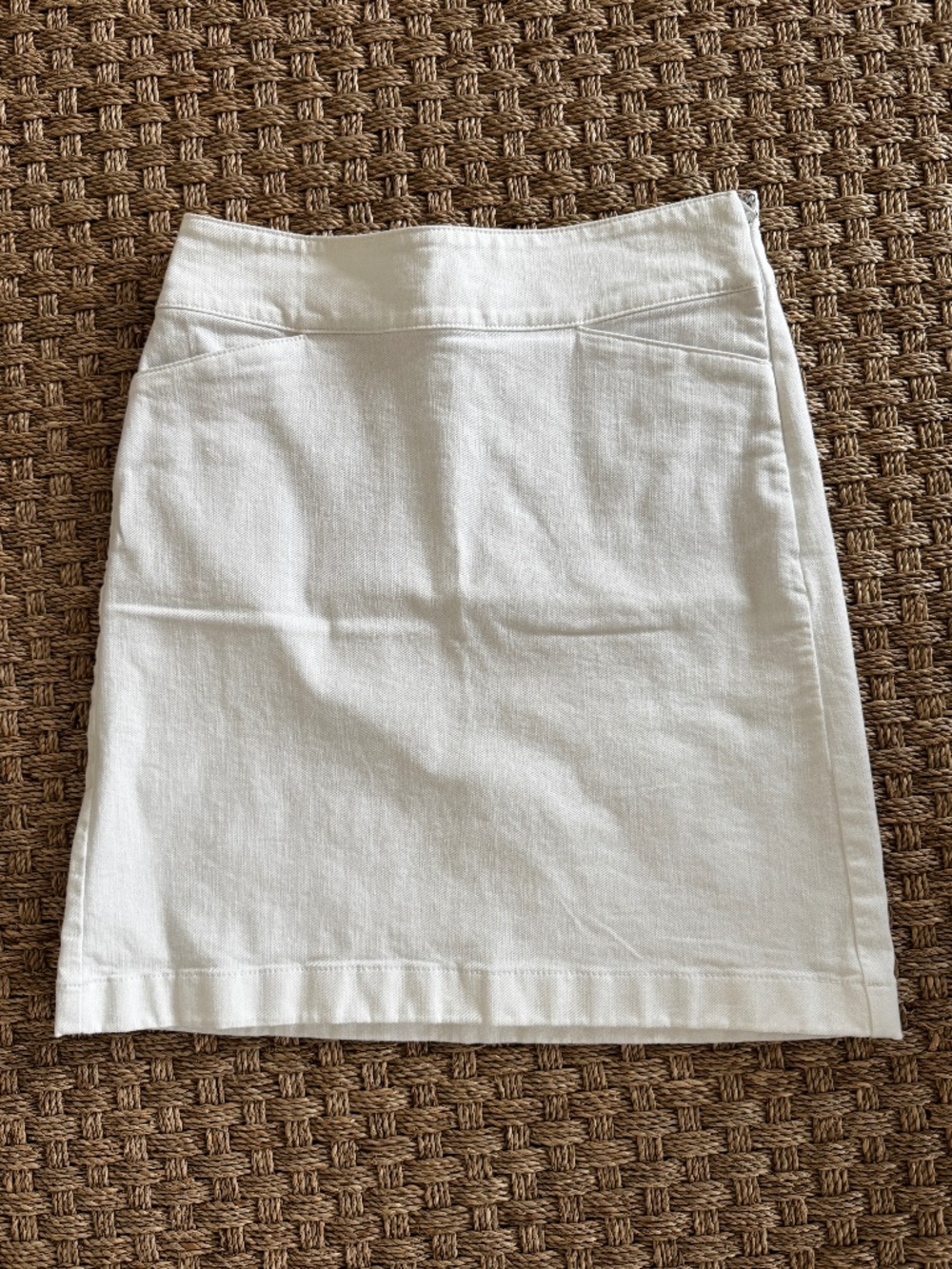 Talbots white denim jeans skirt 4P